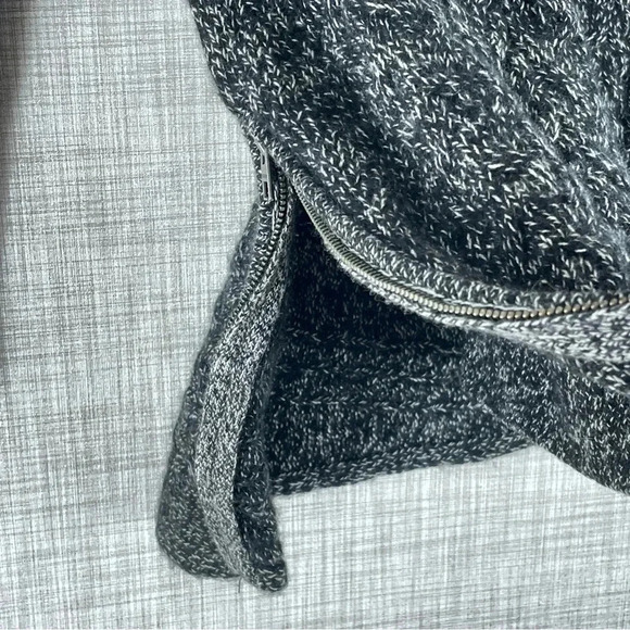 Athleta Womens Size XS wool cashmere long sleeve sweater 2806 - Picture 2 of 8